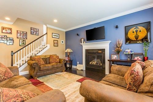 5th image of 128 Buxtonwood Pl