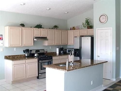 2nd image of 4020 Palmilla Pl NW