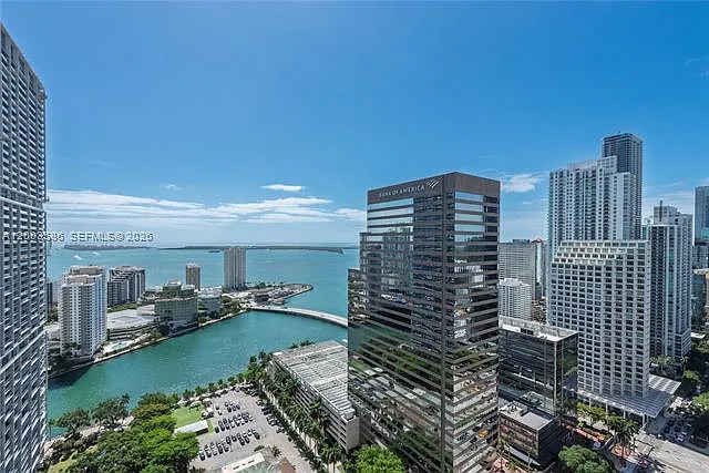 Building Photo - 500 Brickell Ave #3802