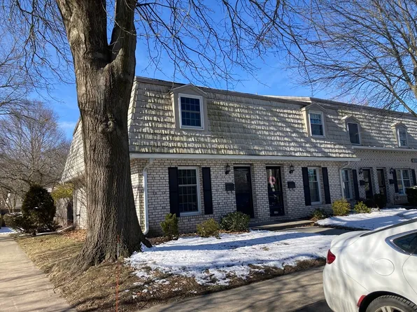 128 Corey Colonial, Agawam, MA 01001