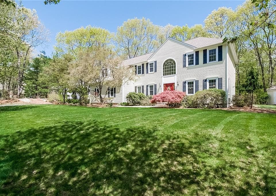 1st image of 55 Laurel Wood