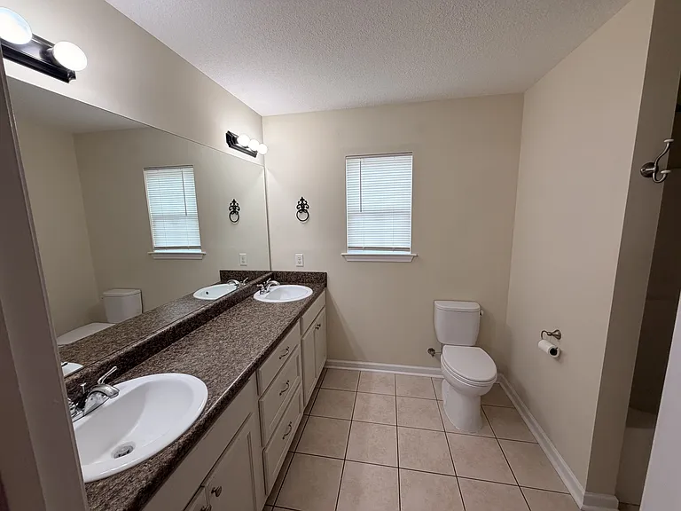 259 Canterberry Pl — Photo 7