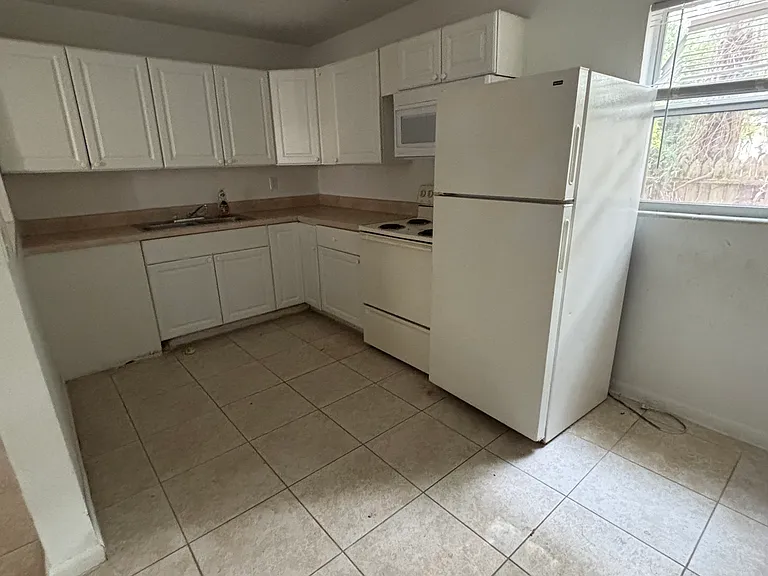 M15 kitchen
