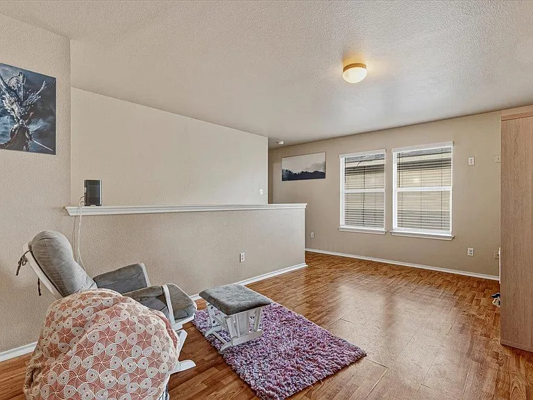 12705 Saint Mary Dr — Photo 15