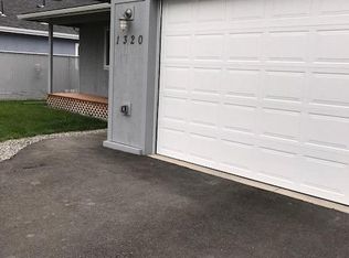 1320 Valley St, Anchorage, AK 99504
