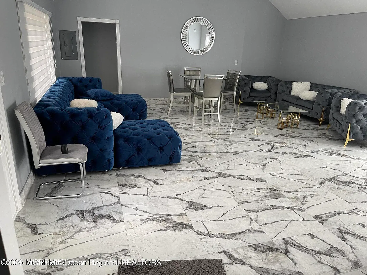 7 bed, 4.5 bath, 3202 sqft, $5,250 — Photo 3