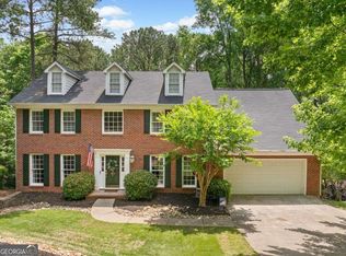 815 Lake Forest Pass, Roswell, GA 30076