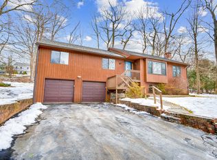 270 Kohary Dr, New Haven, CT 06515