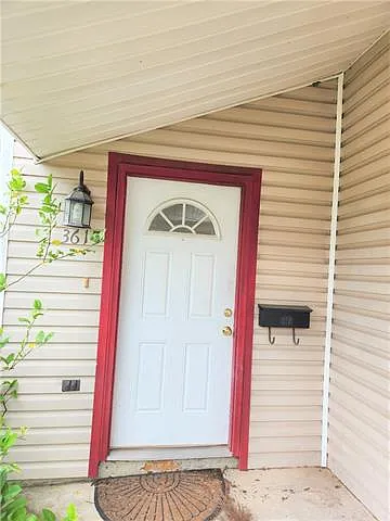 2 bed, 1.5 bath, 1500 sqft, $1,600 — Photo 1