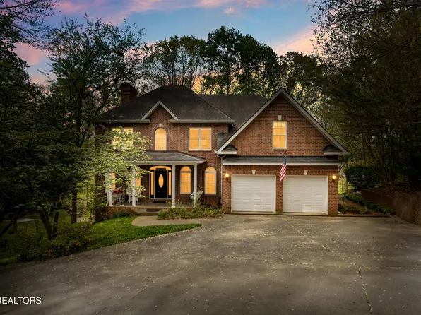 639 S Arch Rock Dr, Sevierville, TN 37876