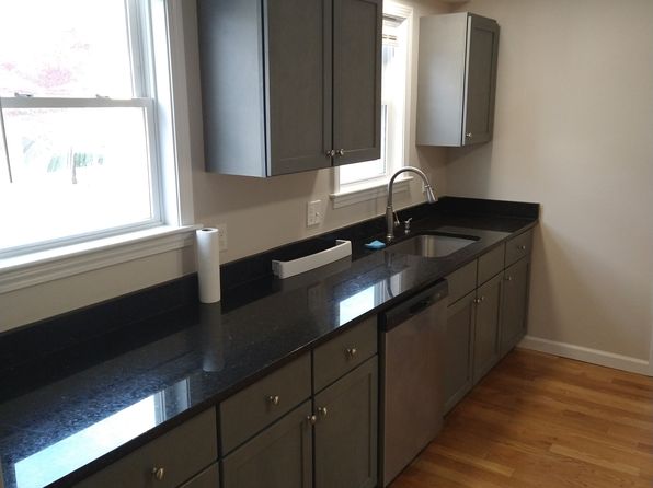 21 Stanton St FLOOR 2