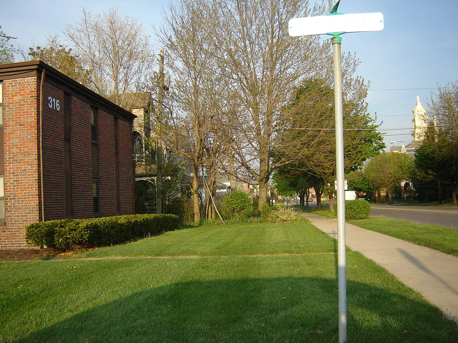 316 W. 5th Street - 10 — Photo 1