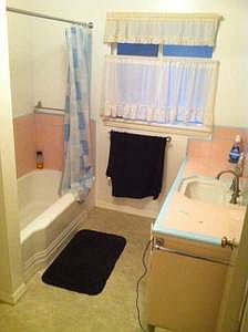 3rd image of 224 W Robinson Ave