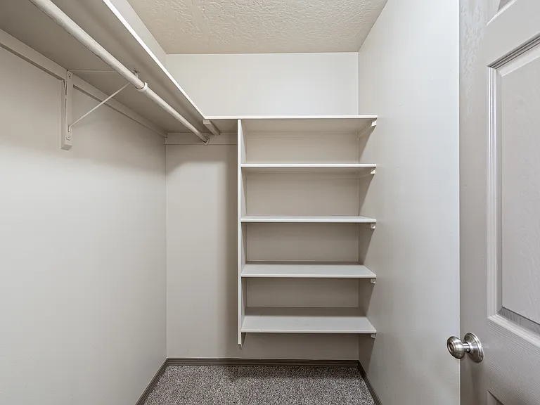 178 E Northridge Ct — Photo 4
