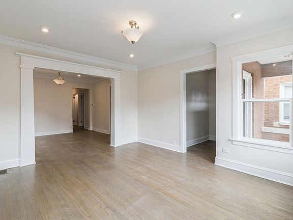 4th image of 5236 W Newport Ave