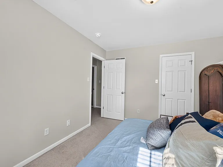 205 Coachgate Ln — Photo 15