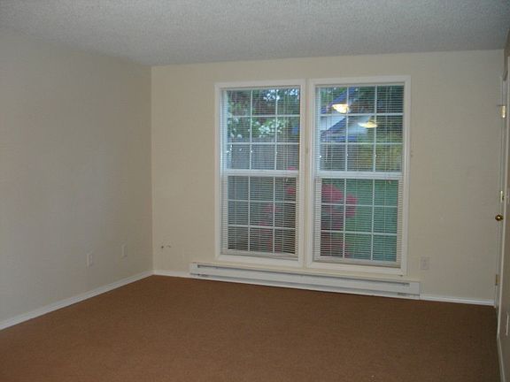 4th image of 10413 12th Avenue Ct S