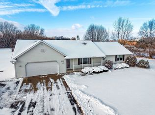 3910 Monroe Rd, De Pere, WI 54115