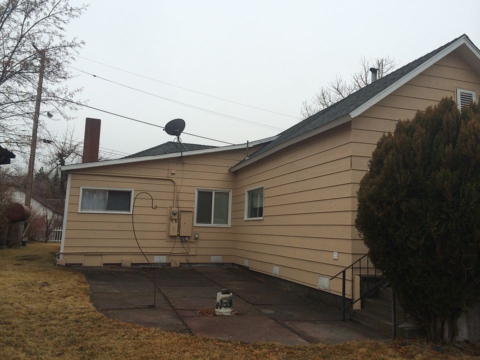 2nd image of 123 Grove St