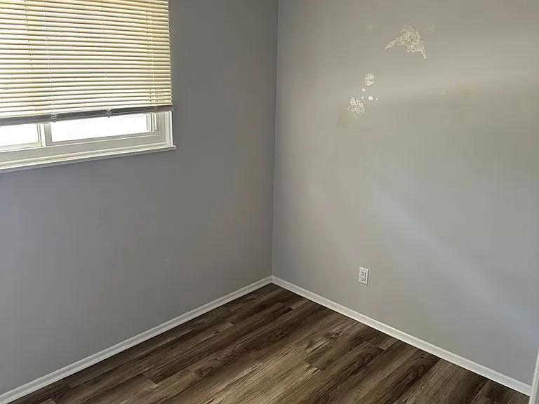 754 Panorama Dr — Photo 5