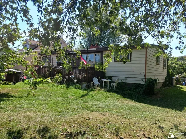 3376 Navarre Blvd, Monroe, MI 48162