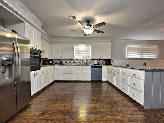 3rd image of 5225 7th St