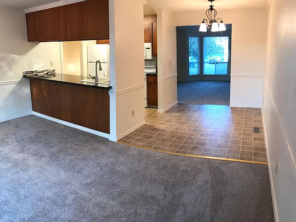 5th image of 12204 105th Avenue Ct E #3