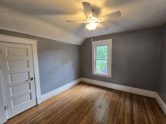 4th image of 511 S Frederick Ave