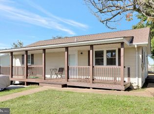 1332 Madison Ave, Front Royal, VA 22630