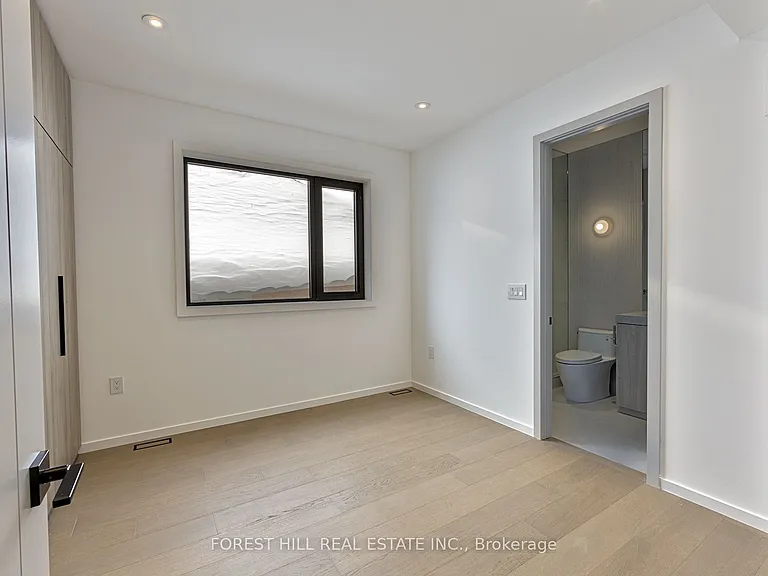 42 Cameron Ave — Photo 23