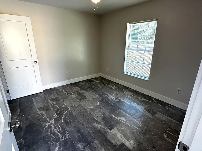 2714 Ashton Rd — Photo 6