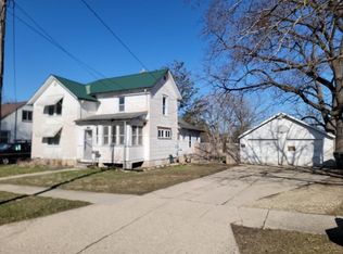 13 Garfield St, Edgerton, WI 53534