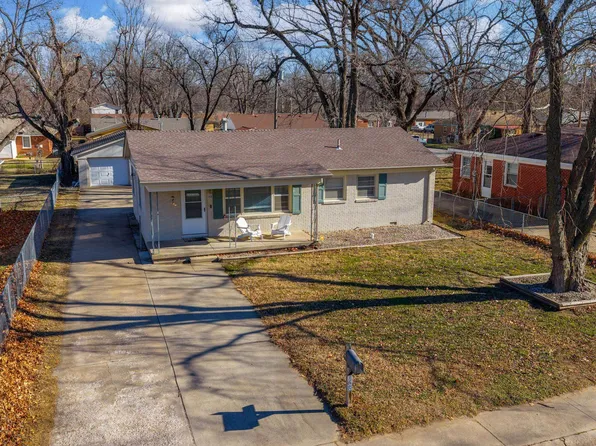 168 Stearns Ave, Haysville, KS 67060