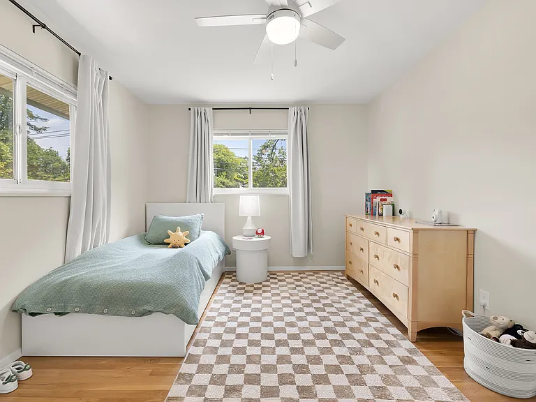 11834 Charles Rd — Photo 24
