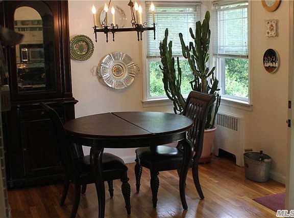 4th image of 21 Hazel Pl