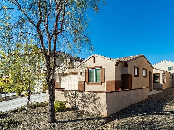 3rd image of 1264 W Cherasco Way
