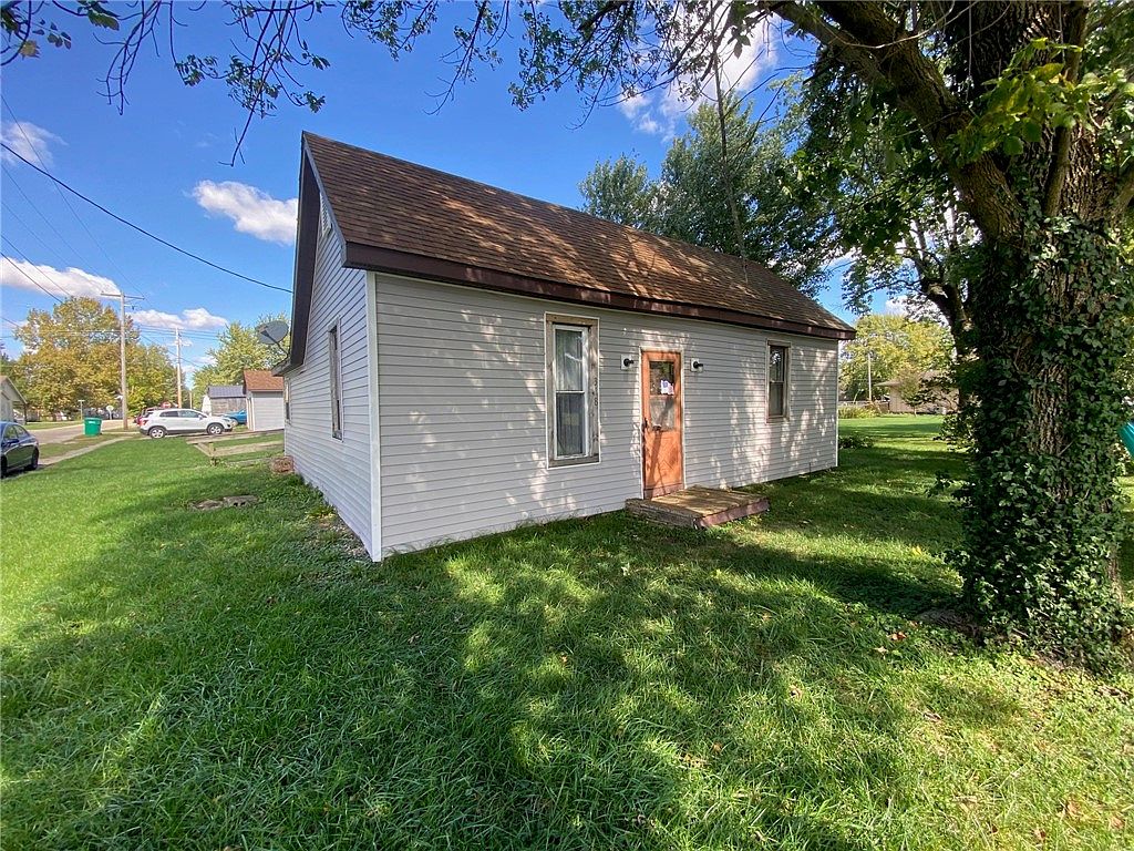 318 Park St, Lerna, IL 62440 MLS 6229701 Zillow
