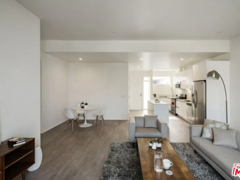 1040 S Mariposa Ave #F101 — Photo 6