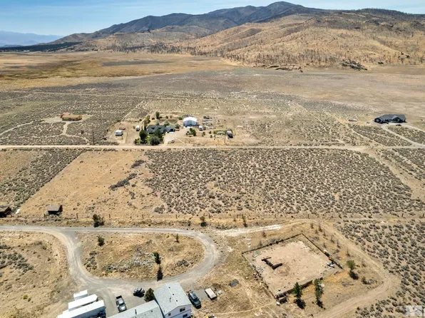 2764 New Hope Dr, Gardnerville, NV 89410