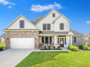 13207 Glasgow Dr, Mont Belvieu, TX 77535
