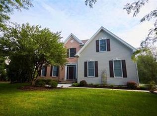 7116 Periwinkle Dr, Macungie, PA 18062