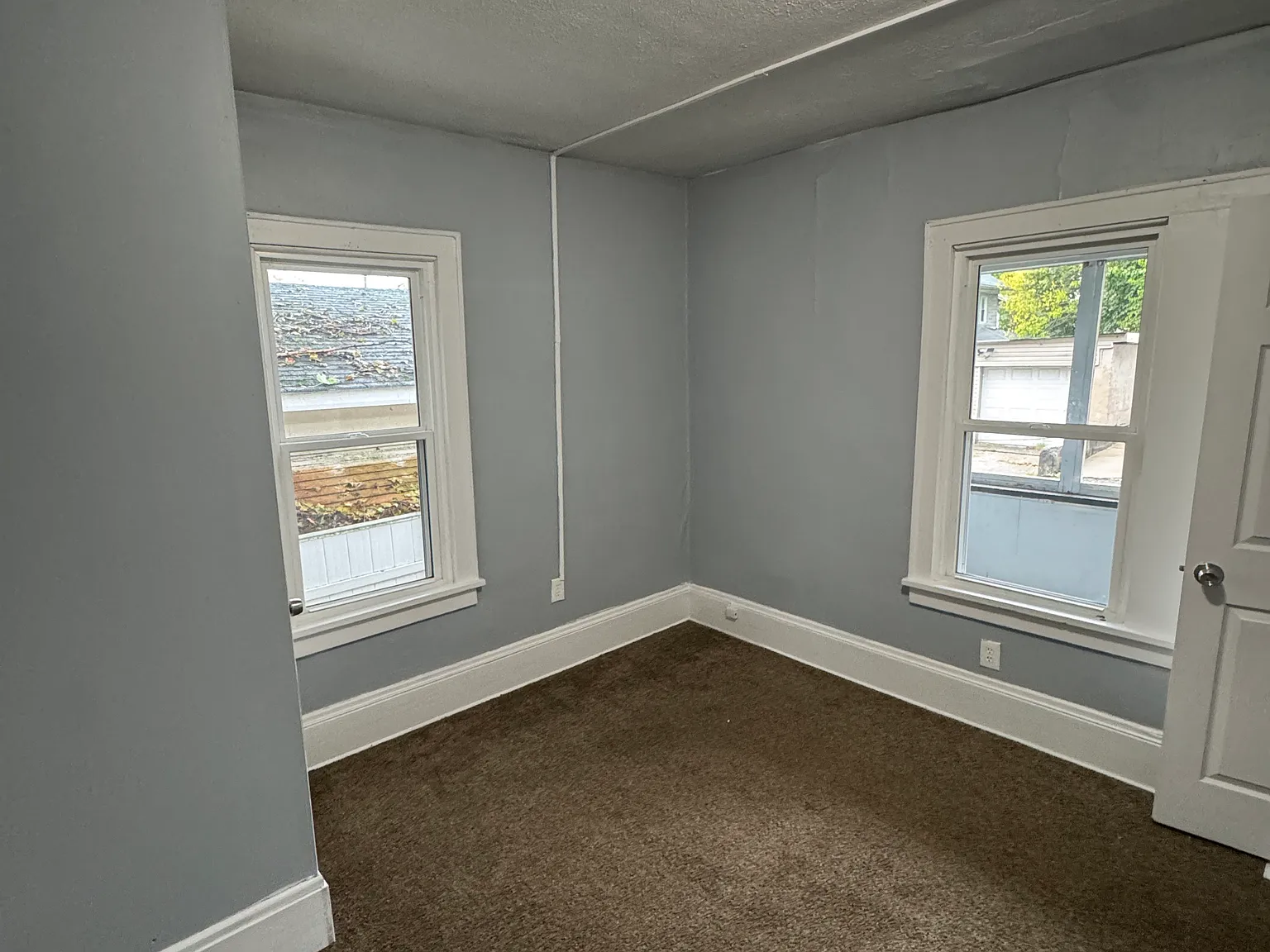 3 bed, 1.5 bath, 972 sqft, $1,145 — Photo 4