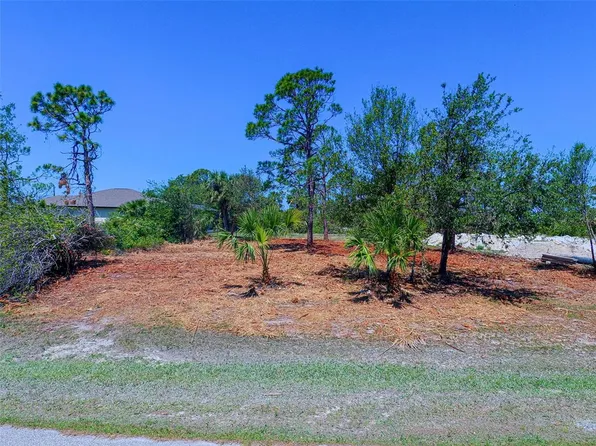 116 Redwood Rd #10, Rotonda West, FL 33947