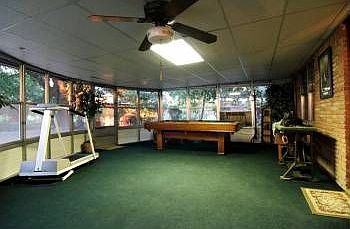 3rd image of 151 Hollyvale Dr
