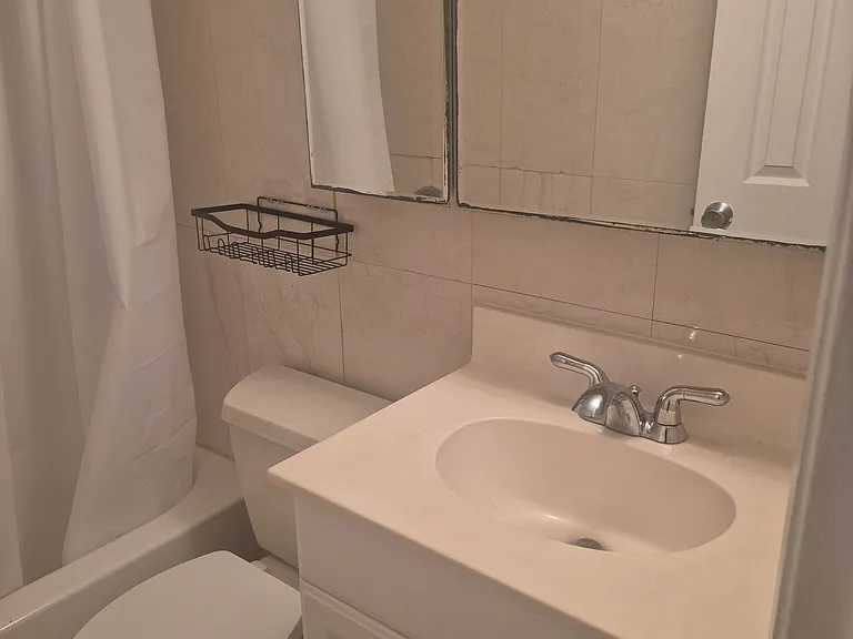 11777 SW 18th St #5 — Photo 9