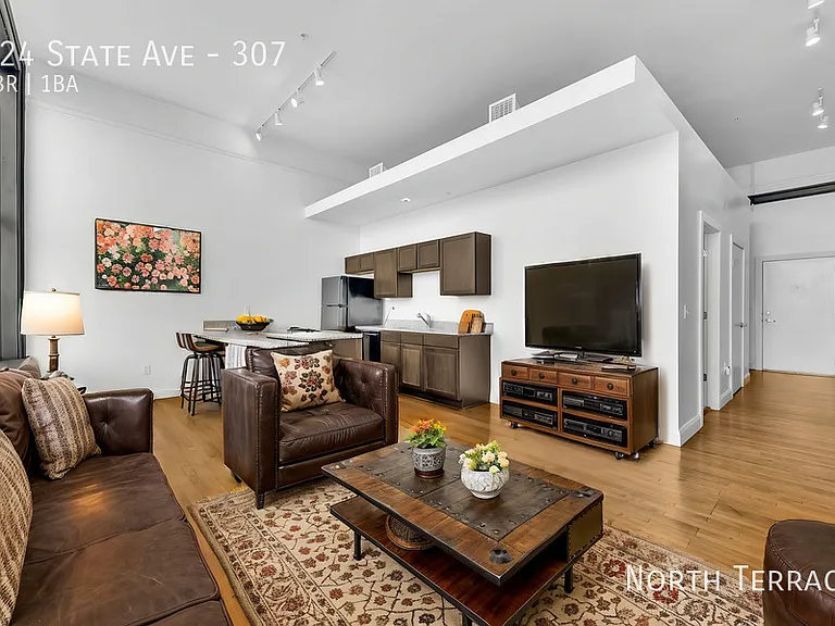 Horace Mann Lofts — Photo 15