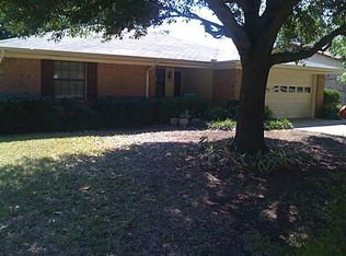 213 N Edgefield Rd, Waxahachie, TX 75165