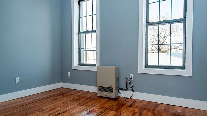 Rented by Nooklyn NYC LLC | media 47