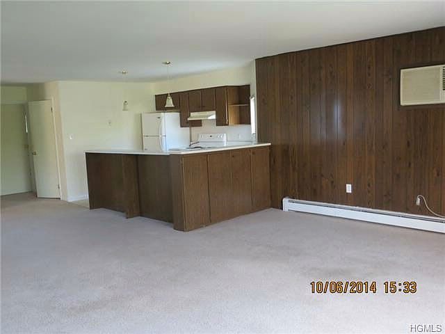 2nd image of 85 W Main St #2