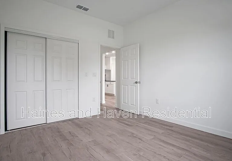 308 Pearl St — Photo 24